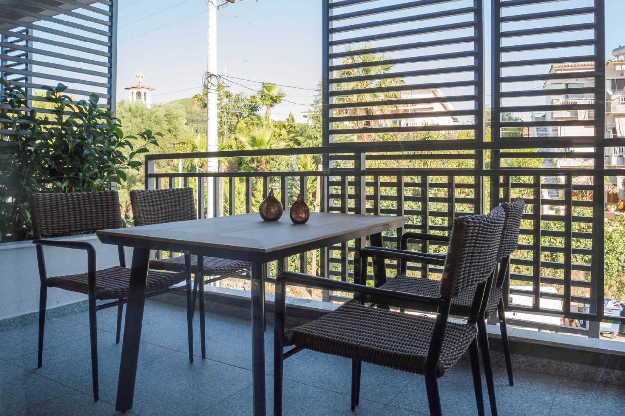 Eco Green Residences & Suites Торони Екстериор снимка