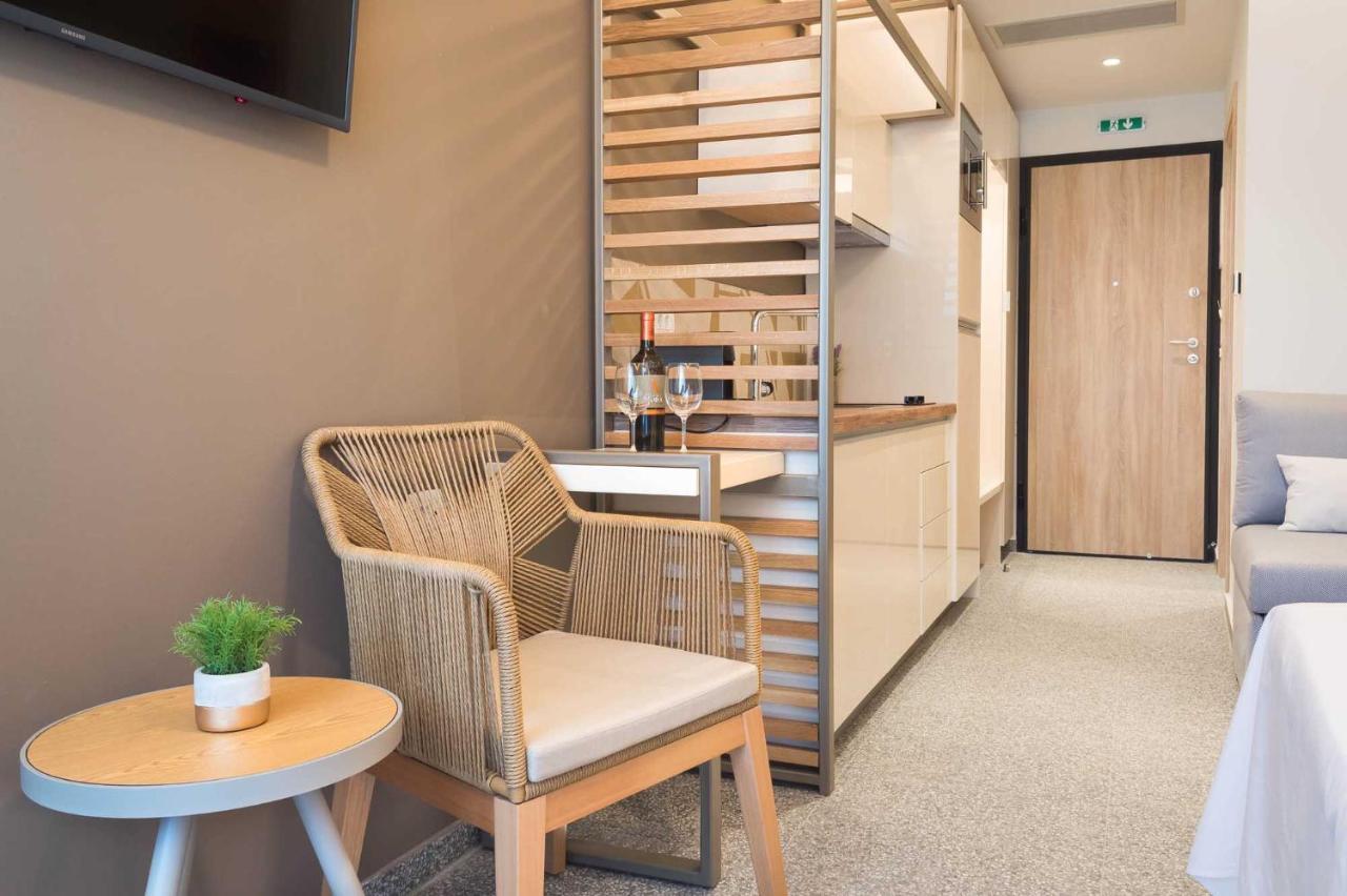 Eco Green Residences & Suites Торони Екстериор снимка