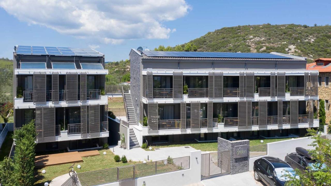 Eco Green Residences & Suites Торони Екстериор снимка