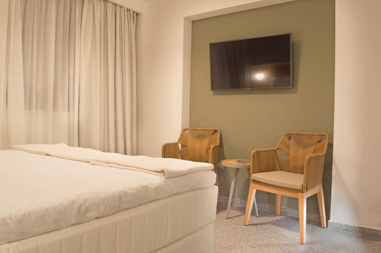Eco Green Residences & Suites Торони Екстериор снимка