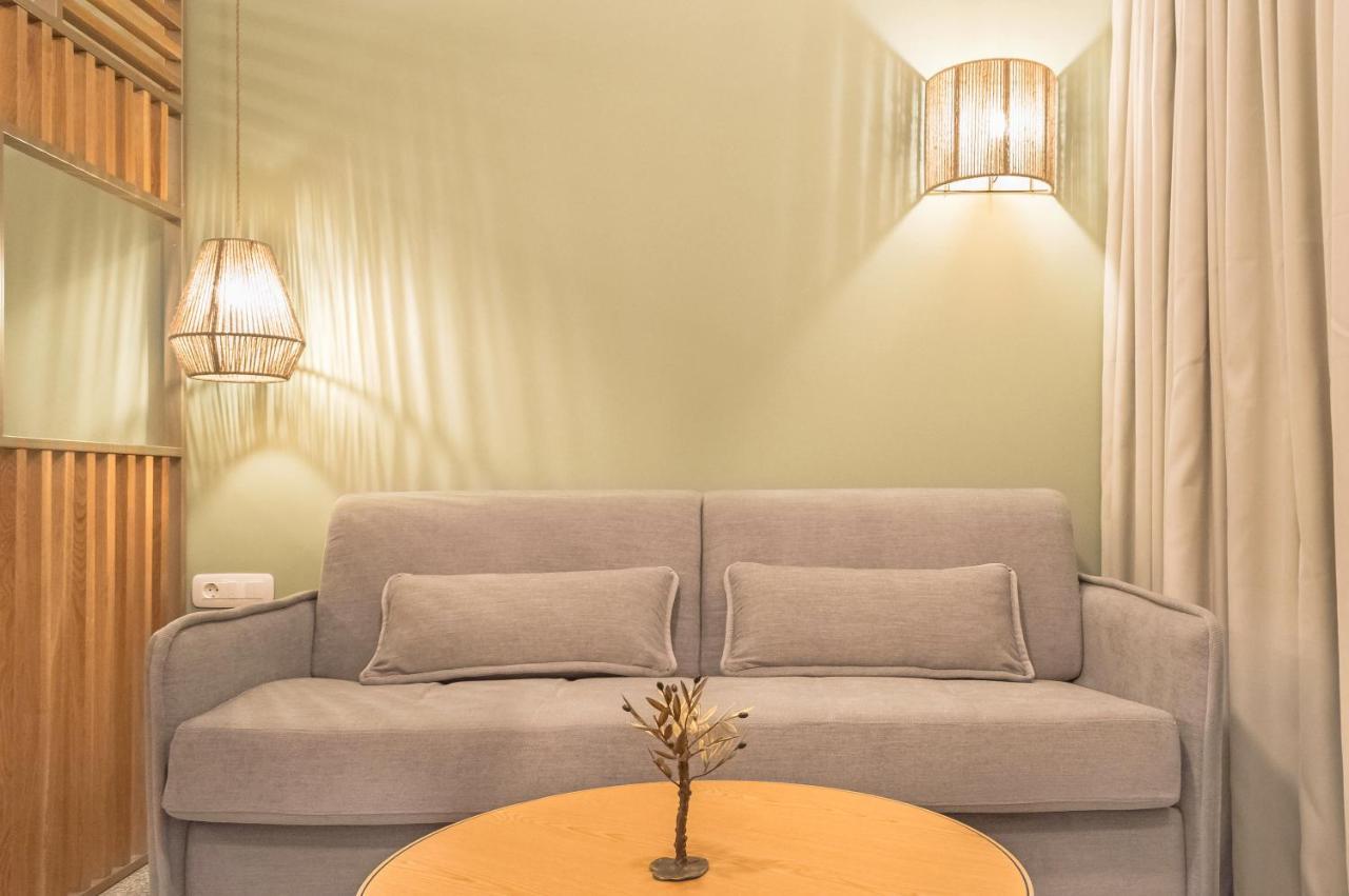 Eco Green Residences & Suites Торони Екстериор снимка