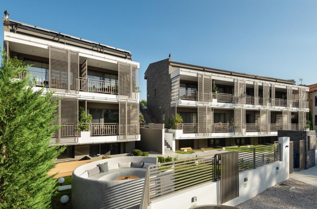 Eco Green Residences & Suites Торони Екстериор снимка