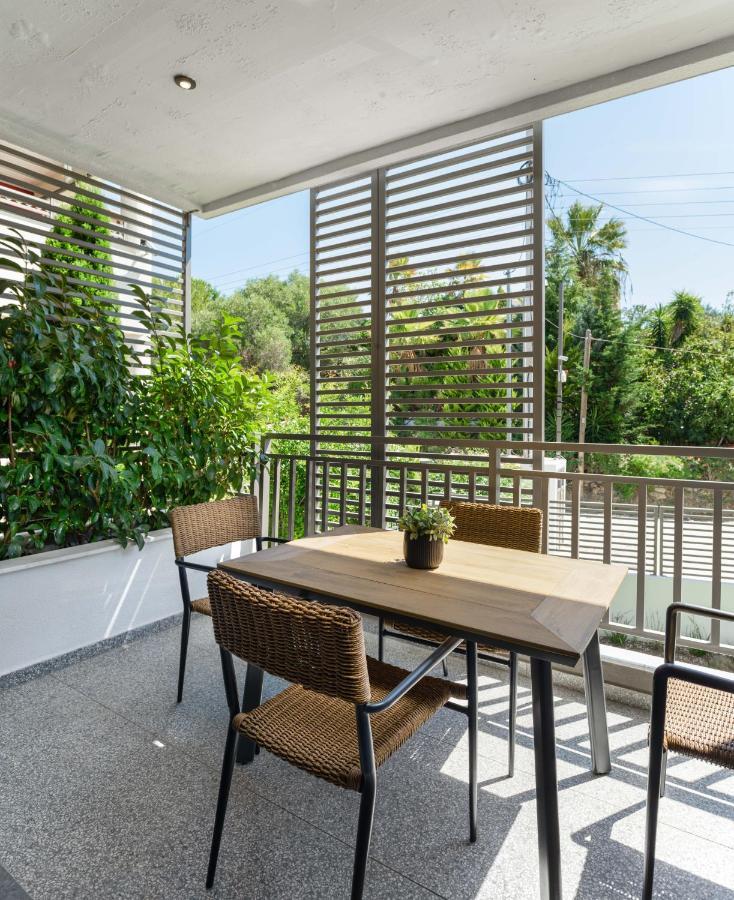 Eco Green Residences & Suites Торони Екстериор снимка